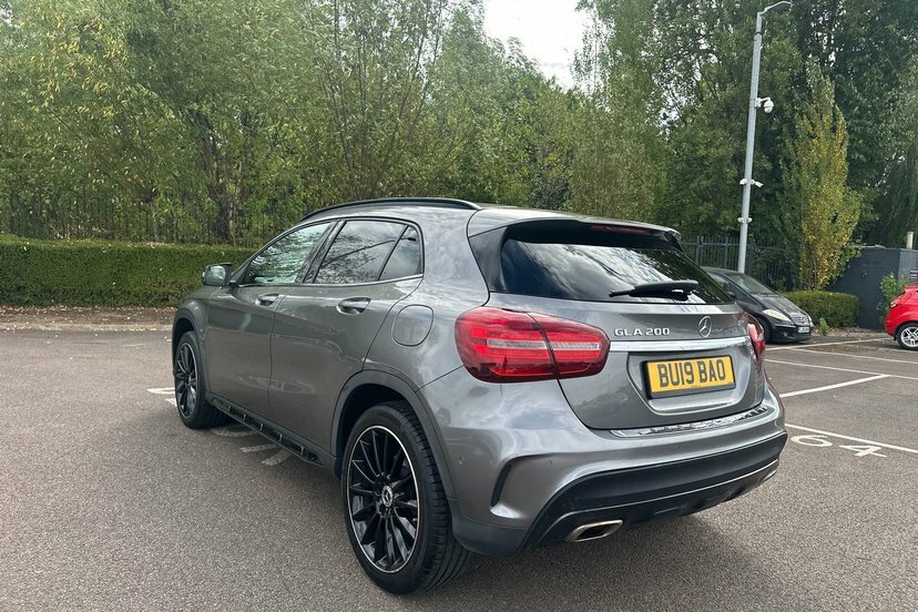 Mercedes-Benz GLA Class 1.6 Gla 180 Urban Edition 121 Bhp Black #46