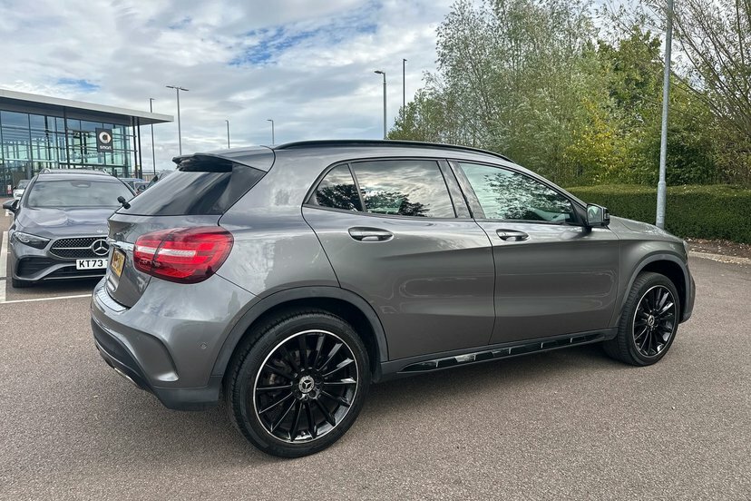 Mercedes-Benz GLA Class 1.6 Gla 180 Urban Edition 121 Bhp Black #51