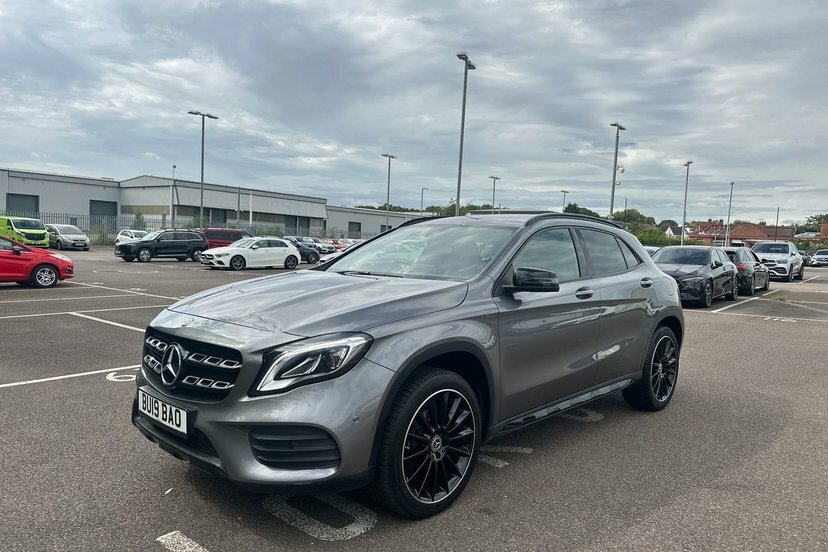 Mercedes-Benz GLA Class 1.6 Gla 180 Urban Edition 121 Bhp Black #36