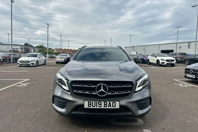 Mercedes-Benz GLA Class 1.6 Gla 180 Urban Edition 121 Bhp Black #33
