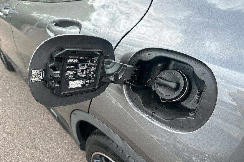 Mercedes-Benz GLA Class 1.6 Gla 180 Urban Edition 121 Bhp Black #44
