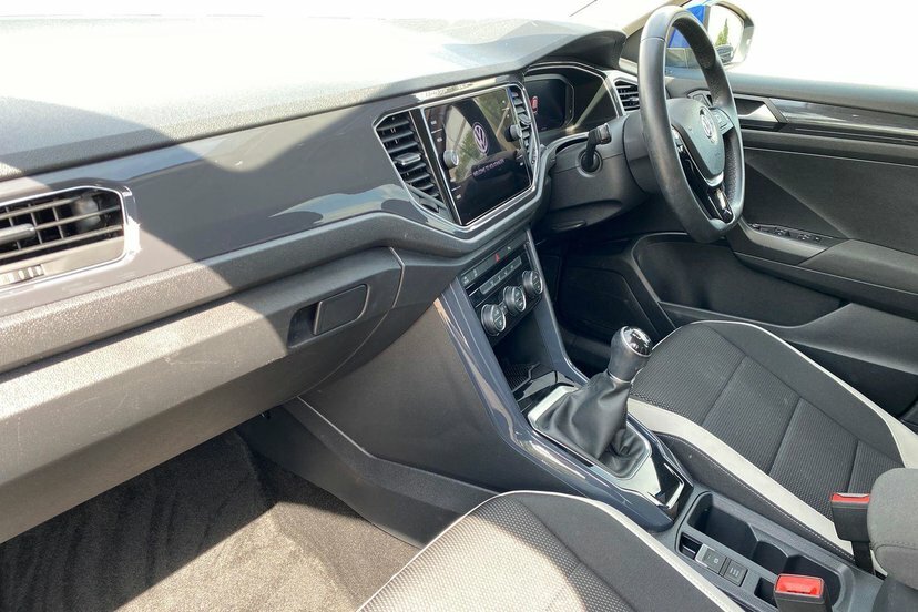 Volkswagen T-Roc 1.5 Tsi Evo Se Black #2