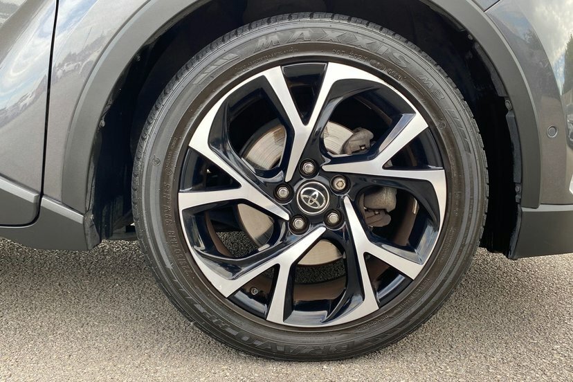 Toyota C-Hr C-hr-dynamic Hev Cvt Silver #20