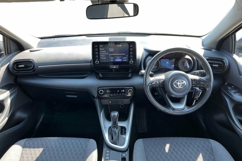 Toyota Yaris 1.5 Vvt-h Design Hatchback Hybrid E-cvt Blue #5