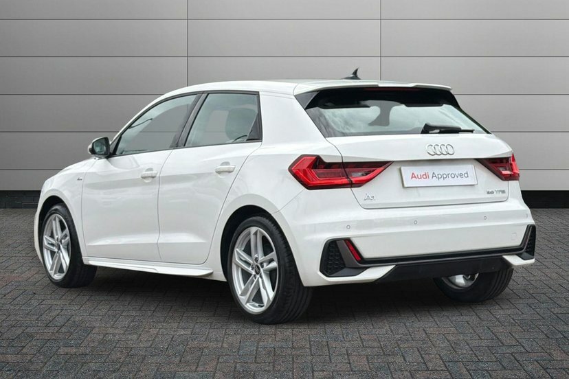 Audi A1 1.0 Tfsi 25 S Line Sportback S Tronic White #3