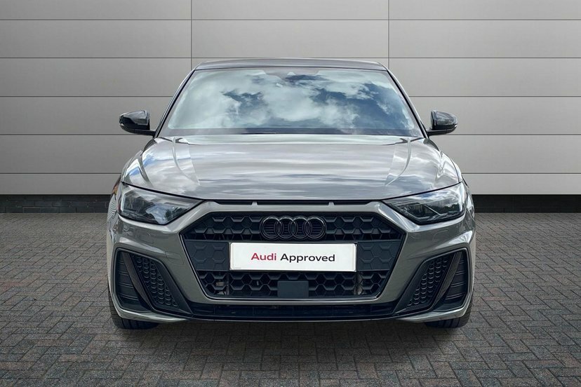 Audi A1 Audi A1 Sportback S Line 35 Tfsi 150 Ps S Tronic Black #10