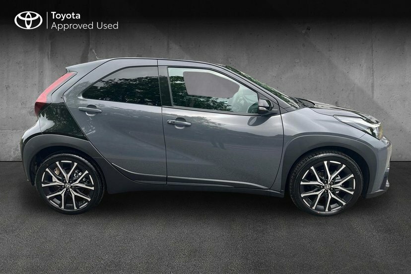 Toyota Aygo X 1.5H Gr Sport Hatchback Hybrid Cvt 116 Grey #4