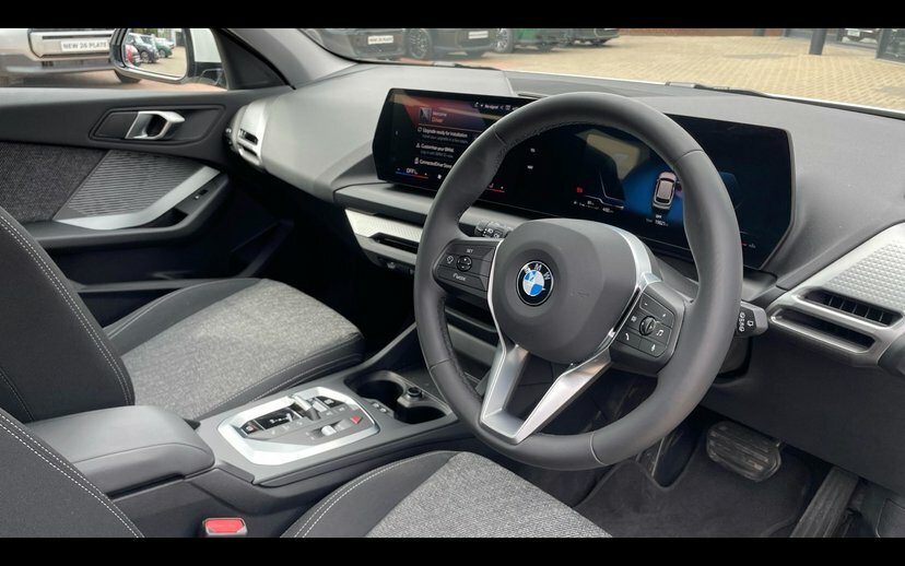 BMW 1 Series 120 Sport DF25XSJ White #6