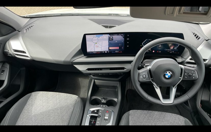 BMW 1 Series 120 Sport DF25XSJ White #4