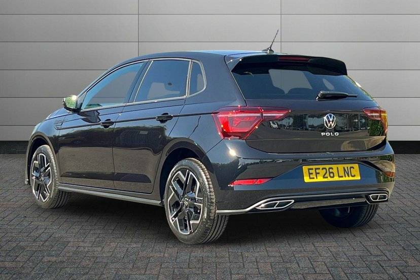 Volkswagen Polo 1.0 Tsi Black Edition Hatchback Dsg 11 Black #3