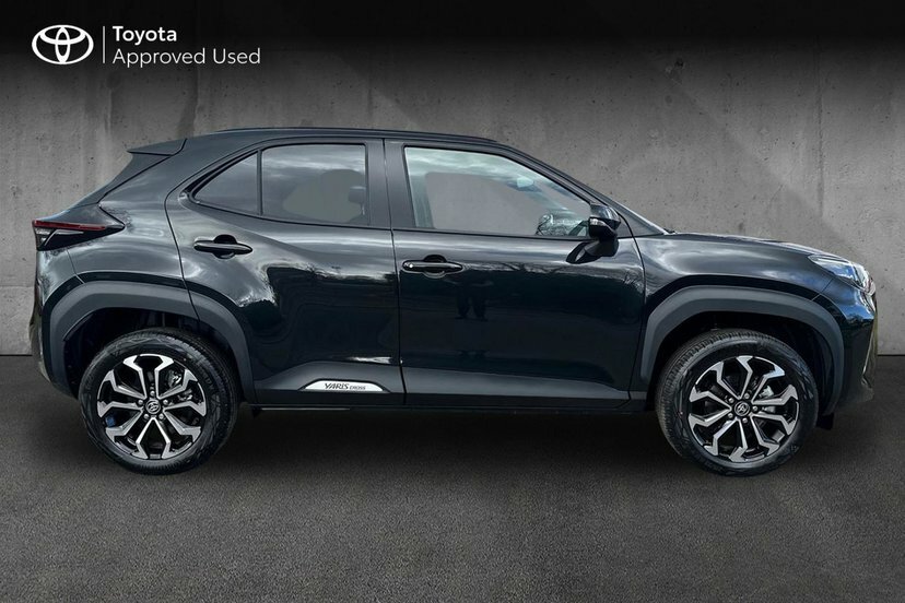 Toyota Yaris Cross 1.5 Vvt-h Design Suv Hybrid E-cvt 116 Black #4