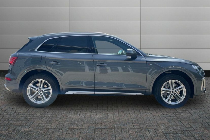 Audi Q5 2.0 Tdi 40 S Line Suv S Tronic Quattro Grey #4