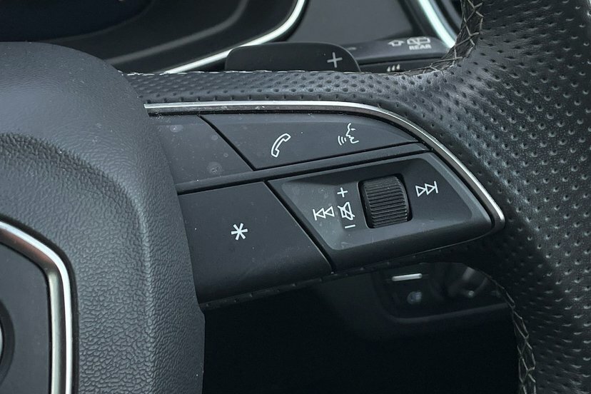 Audi Q5 50 Tfsi E Quattro Sport S Tronic  #32