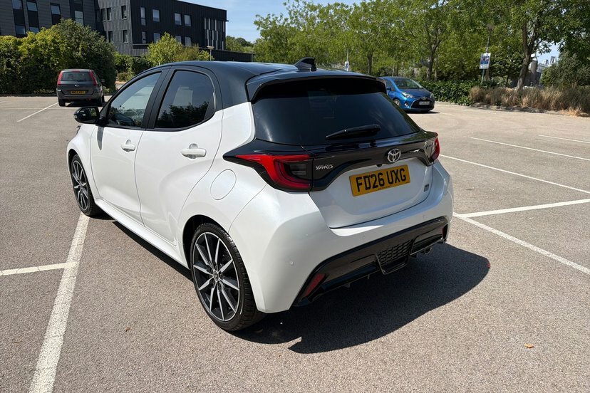 Toyota Yaris Icon Blue #32