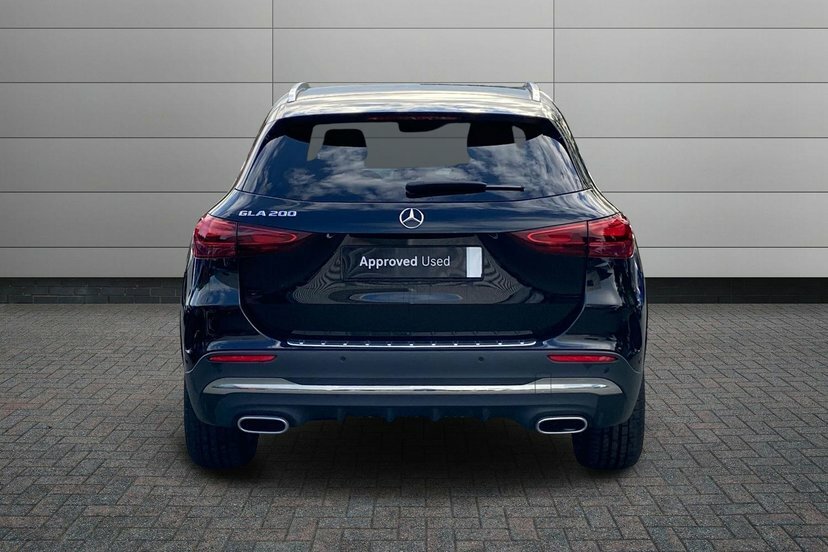 Mercedes-Benz GLA Class 2.0 Gla220d Amg Line Premium Suv 8G-d Black #12