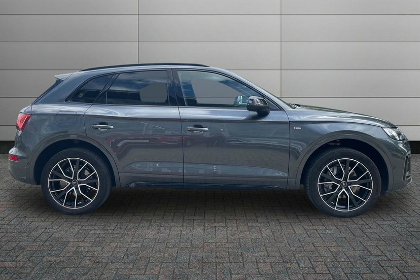 Audi Q5 2.0 Tdi 40 Black Edition Suv S Tronic Q Grey #4