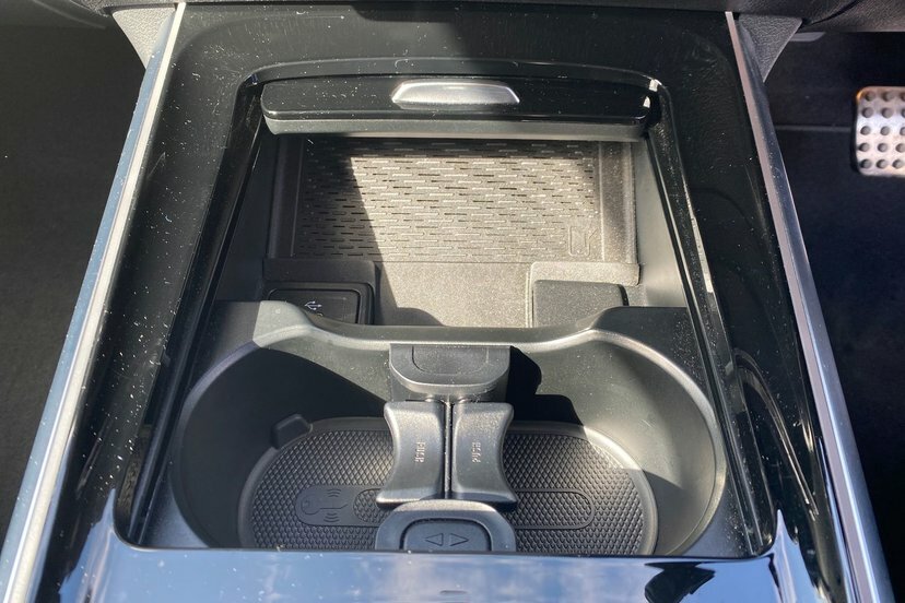 Mercedes-Benz GLB Class 200 Amg Line Premium 7G-tronic White #38