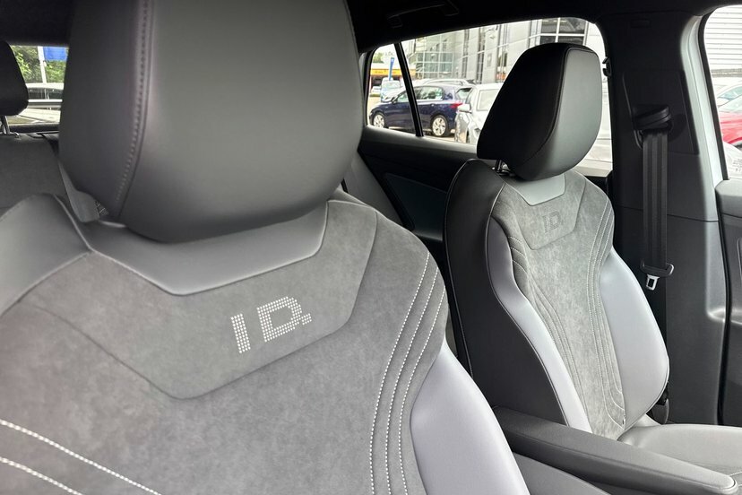 Volkswagen ID.5 210Kw Black Edition Pro 77Kwh Grey #30
