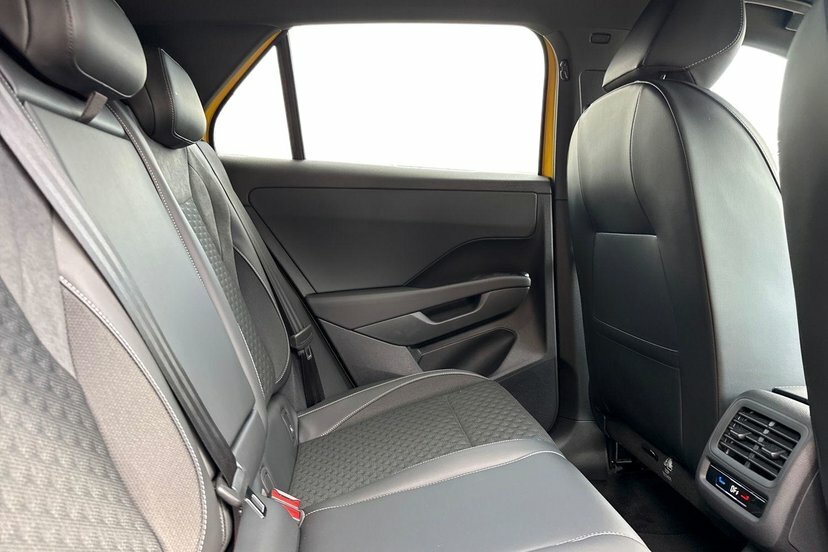 Volkswagen T-Roc 1.5 Tsi Black Edition Plus Dsg Black #11