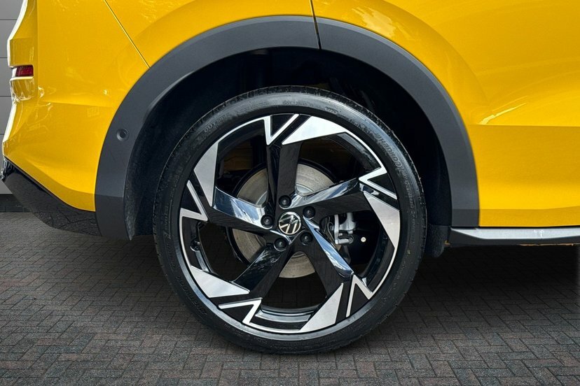 Volkswagen T-Roc 1.5 Tsi Black Edition Plus Dsg Black #5