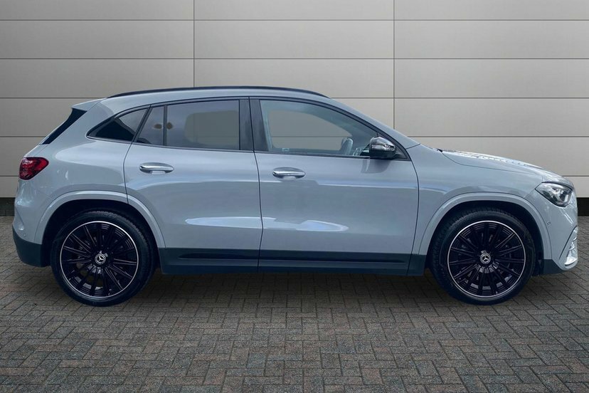 Mercedes-Benz GLA Class 2.0 Gla220d Amg Line Premium Plus Suv Grey #3