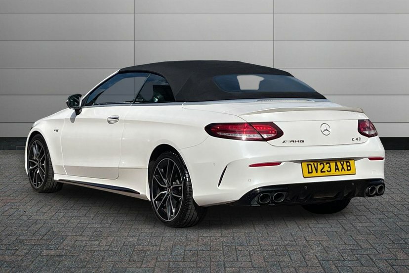 Mercedes-Benz C Class 3.0 C43 V6 Amg Night Edition Premium Plus Cabrio White #2