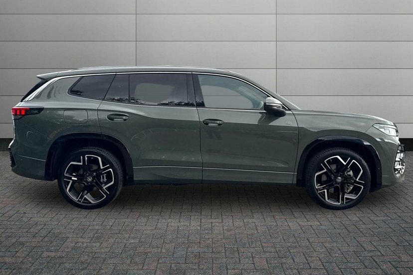 Volkswagen Tayron 1.5 Tsi Ehybrid 19.7Kwh R-line Edition Suv Pet Green #4
