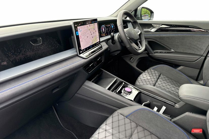 Volkswagen Tayron 1.5 Tsi Ehybrid 19.7Kwh R-line Edition Suv Pet Green #2