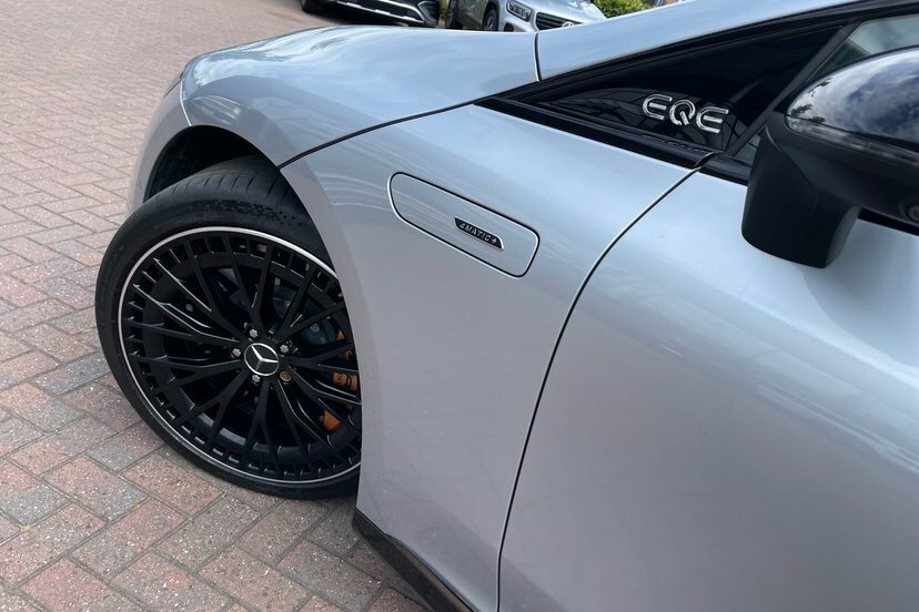 Mercedes-Benz EQE Eqe 300 Amg Line Premium Black #51