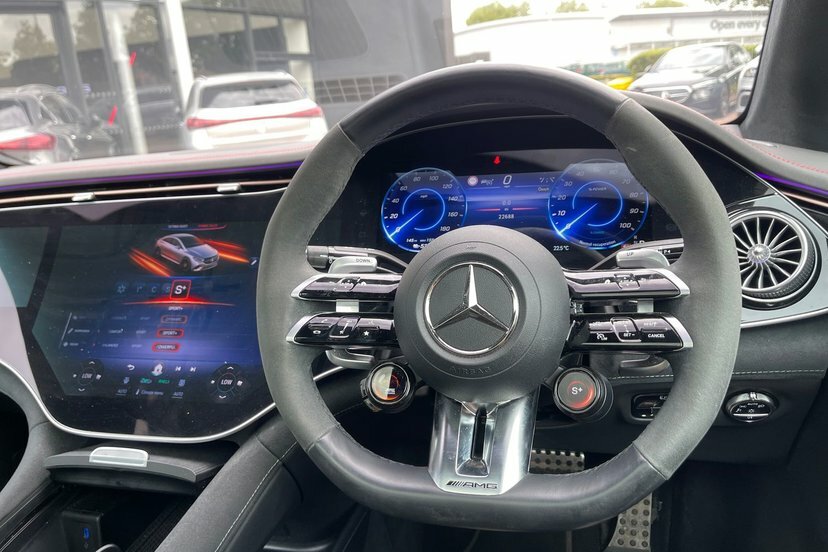 Mercedes-Benz EQE Eqe 300 Amg Line Premium Black #17