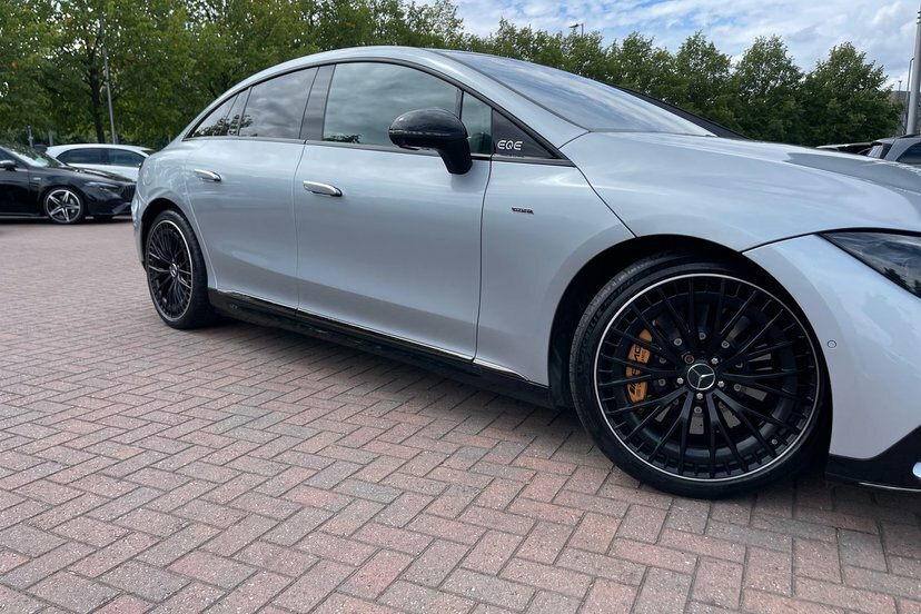Mercedes-Benz EQE Eqe 300 Amg Line Premium Black #47