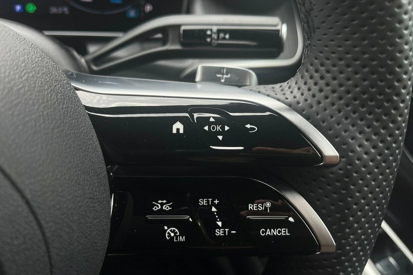 Mercedes-Benz GLC Class Glc 300E 4Matic Amg Line Prem Plus 9G-tronic Black #37