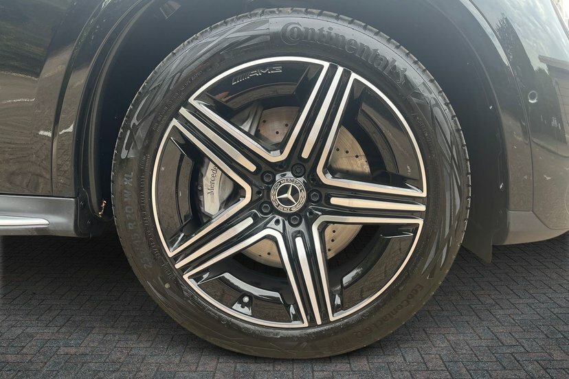 Mercedes-Benz GLC Class Glc300dh Mhev Amg Line Premium Black #4