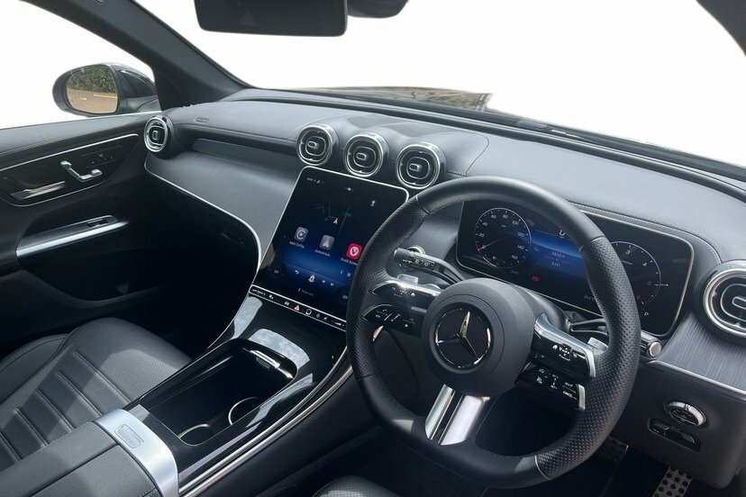 Mercedes-Benz GLC Class Glc300dh Mhev Amg Line Premium Black #5