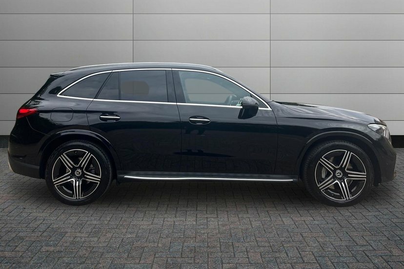 Mercedes-Benz GLC Class Glc300dh Mhev Amg Line Premium Black #3