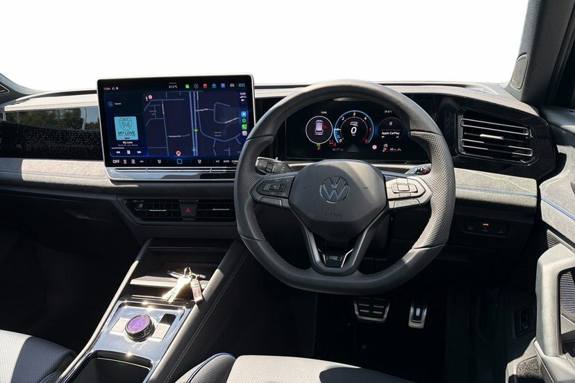 Volkswagen Tiguan 2.0 Tdi Black Edition Suv Dsg 150 Ps Black #6