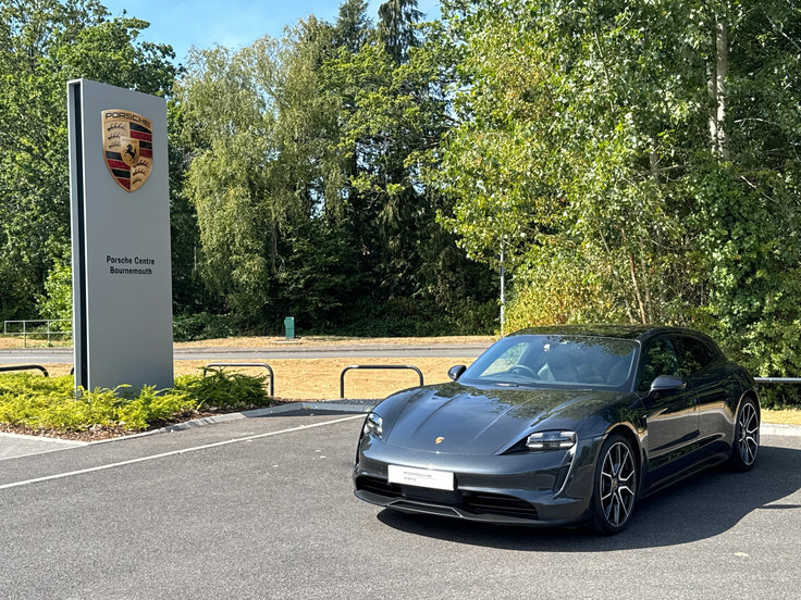 Porsche Taycan 420Kw 4S 93Kwh Silver #29