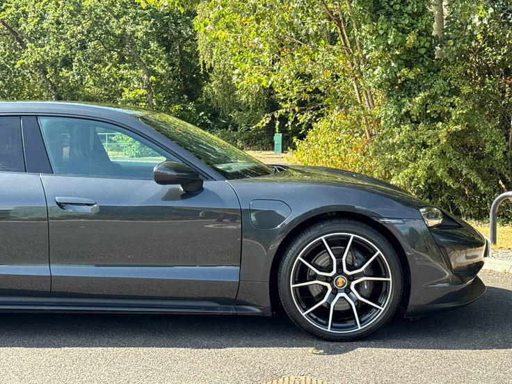 Porsche Taycan 420Kw 4S 93Kwh Silver #21