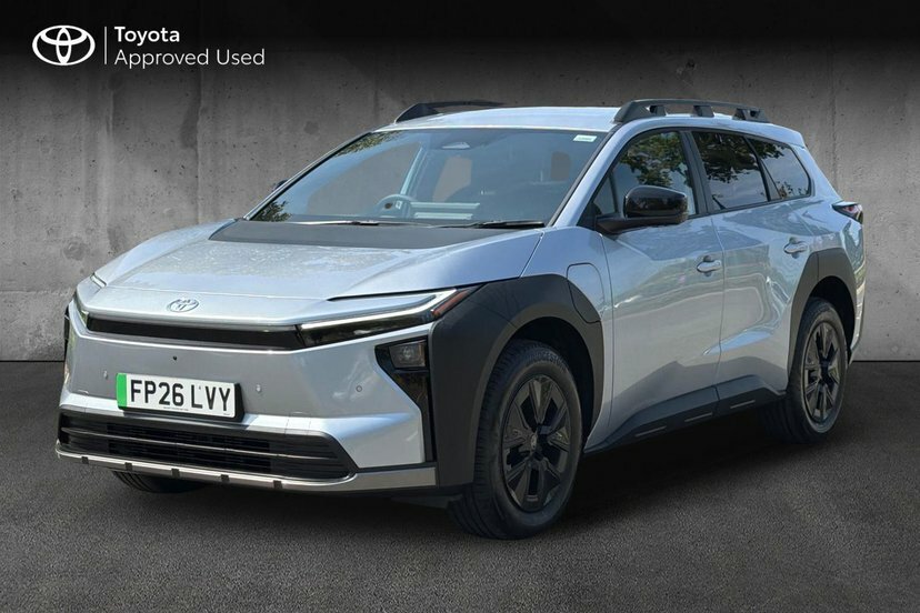 Toyota bZ4X 74.7Kwh Design Touring 224 Ps Silver #3