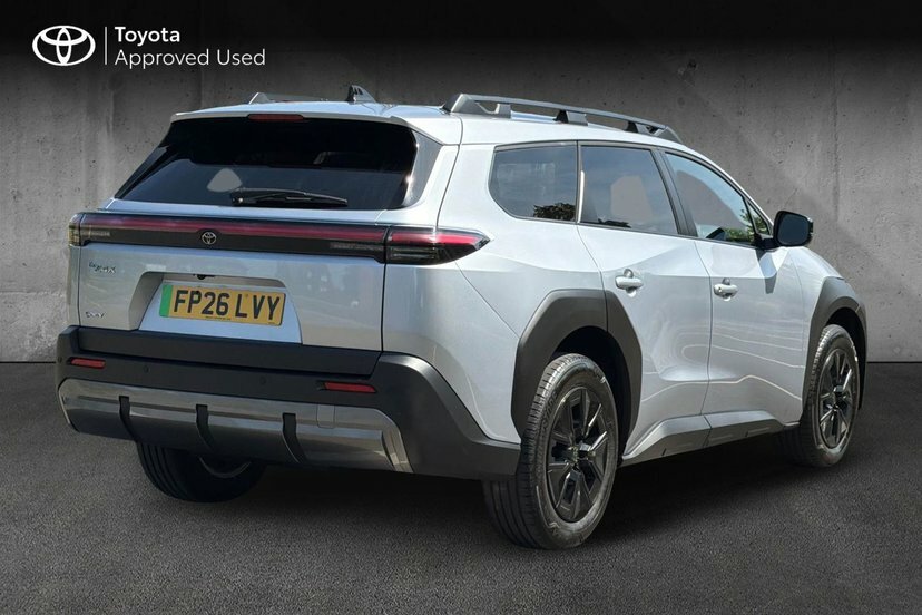 Toyota bZ4X 74.7Kwh Design Touring 224 Ps Silver #2