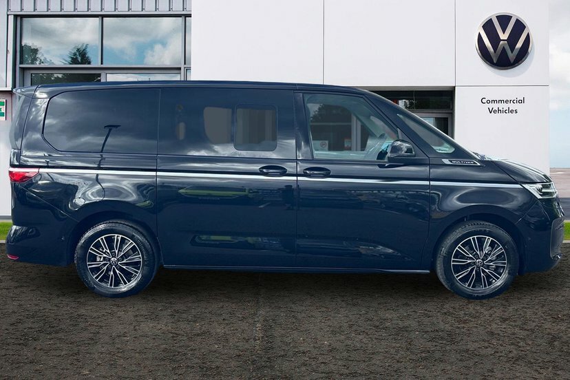 Volkswagen Multivan 2.0 Tdi Style Long Mpv Dsg 150 Ps Black #4