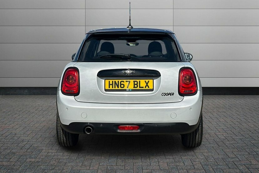 Mini Hatch 5-Door - 35 Road Tax Media Pack XL Chili Grey #12