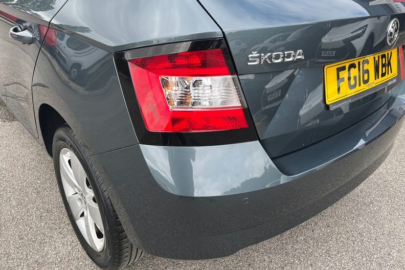 Skoda Fabia 1.2 Tsi Monte Carlo 110 Dsg 5-Dr Hatchback Black #14