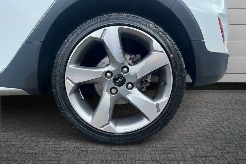 Ford Fiesta 1.0T Ecoboost Vignale Euro 6 Ss Red #5