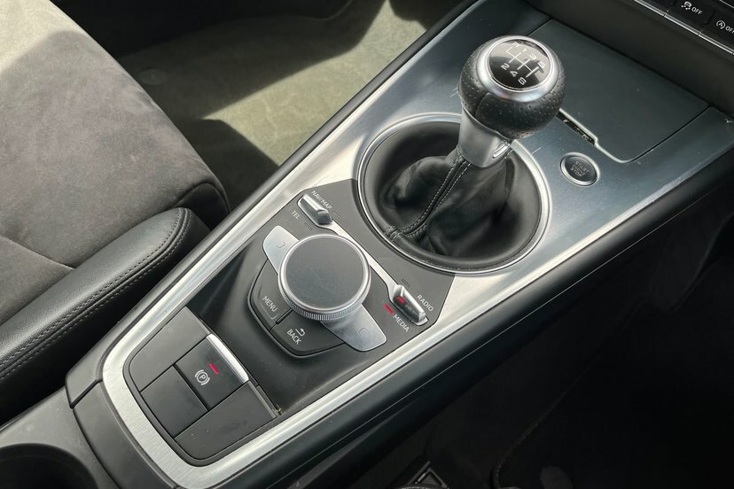 Audi TT 2.0 Tfsi S Line Coupe S Tronic Quattro Black #8