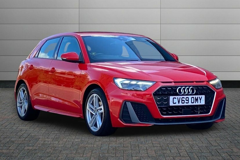 Audi A1 1.0 Tfsi 30 S Line Sportback 11 Red
