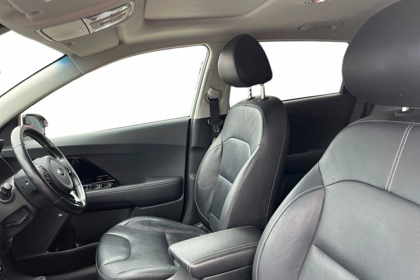 Kia Niro 1.6H Gdi 4 Suv Hybrid Dct 16In Alloy White #2
