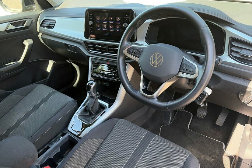 Volkswagen T-Roc 1.0 Tsi Life Suv 110 Ps Low In LS22SZT Black #6