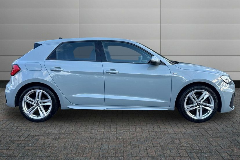 Audi A1 1.0 Tfsi 30 S Line Sportback 11 Grey #4