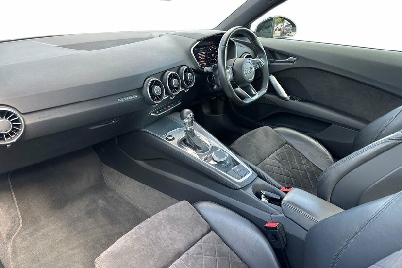 Audi TT 2.0 Tfsi Sport Coupe S Tronic Quattro Black #2